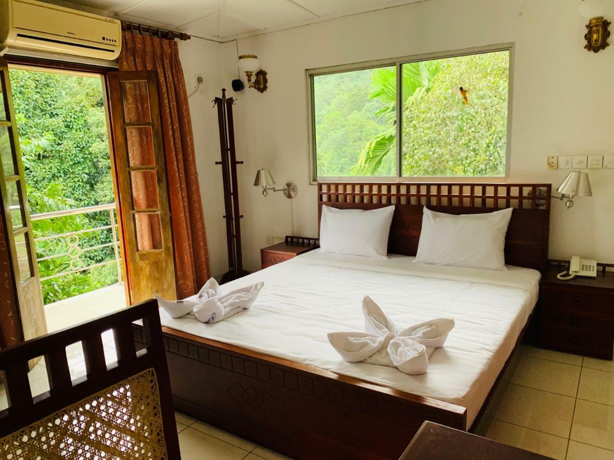 Randiyaepiliyagoda Resort Avissawella Exterior photo